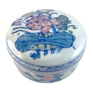 Vintage Chinese Porcelain Trinket Box Jewelry Holder Lotus Butterfly Chinoiserie